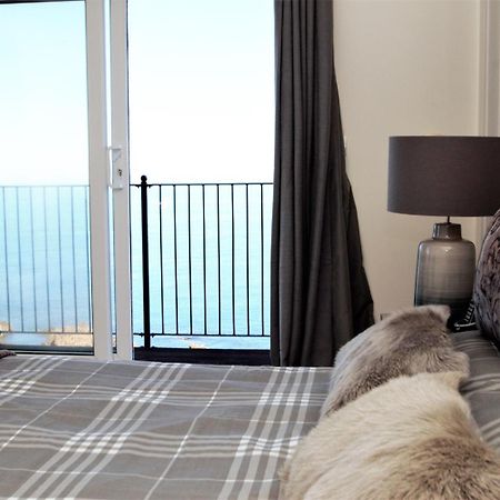 Ocean Breeze Vila Ilfracombe Exterior foto
